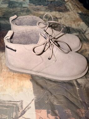 BearPaw Women's Lace-Up Suede Ankle Boots in Taupe